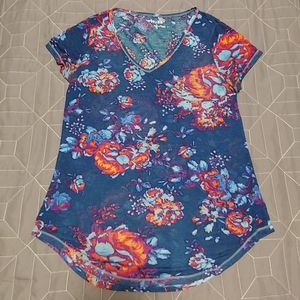 Navy floral tee